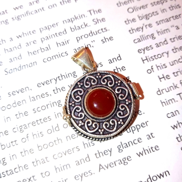 Carnelian Locket sterling silver - Picture 1 of 2